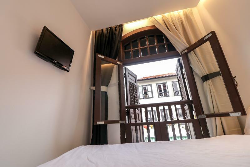 1887 The New Opera House 3* Singapur
